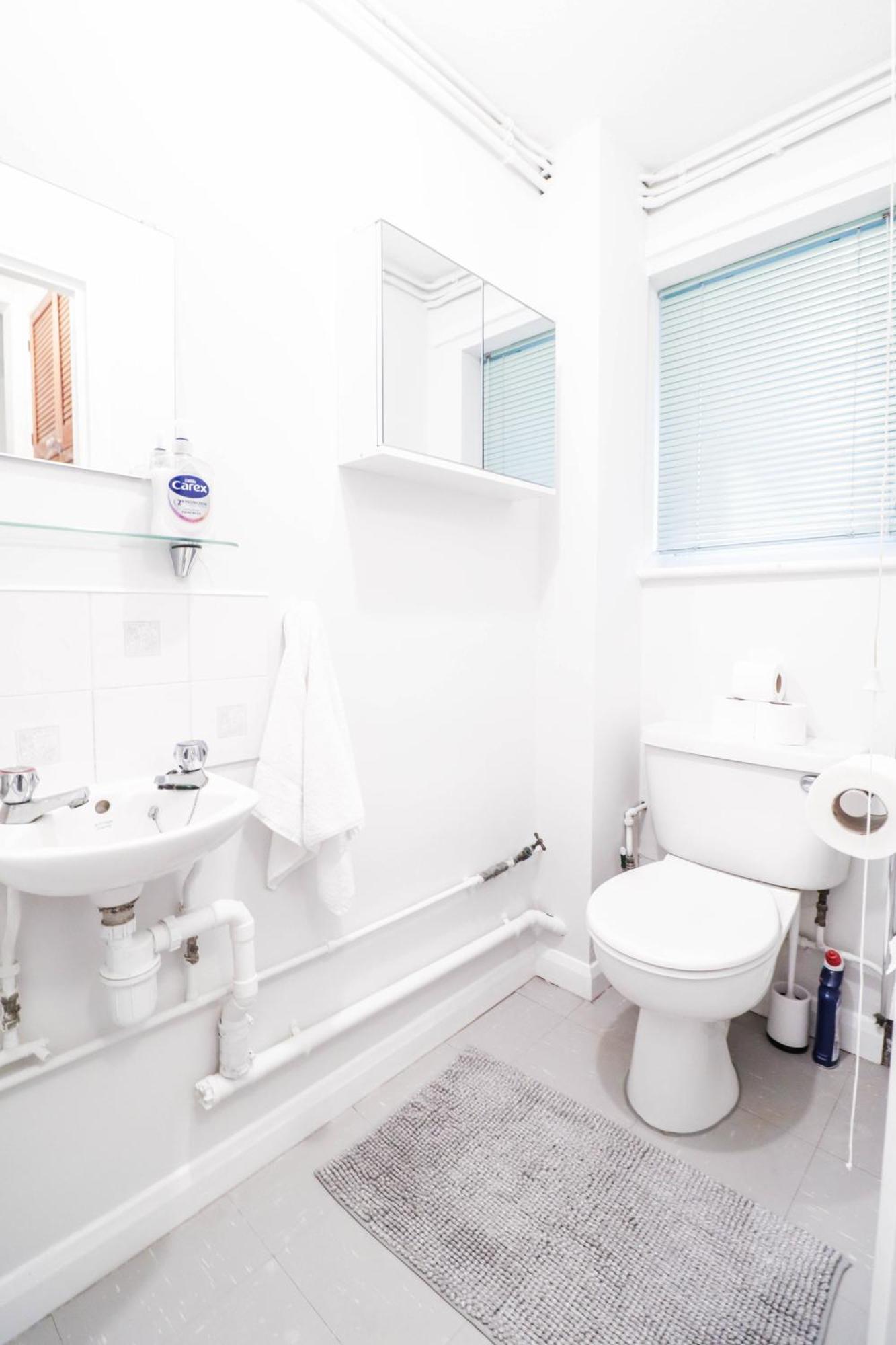 Bright And Spacious Contractor House L Parking! Borehamwood Extérieur photo