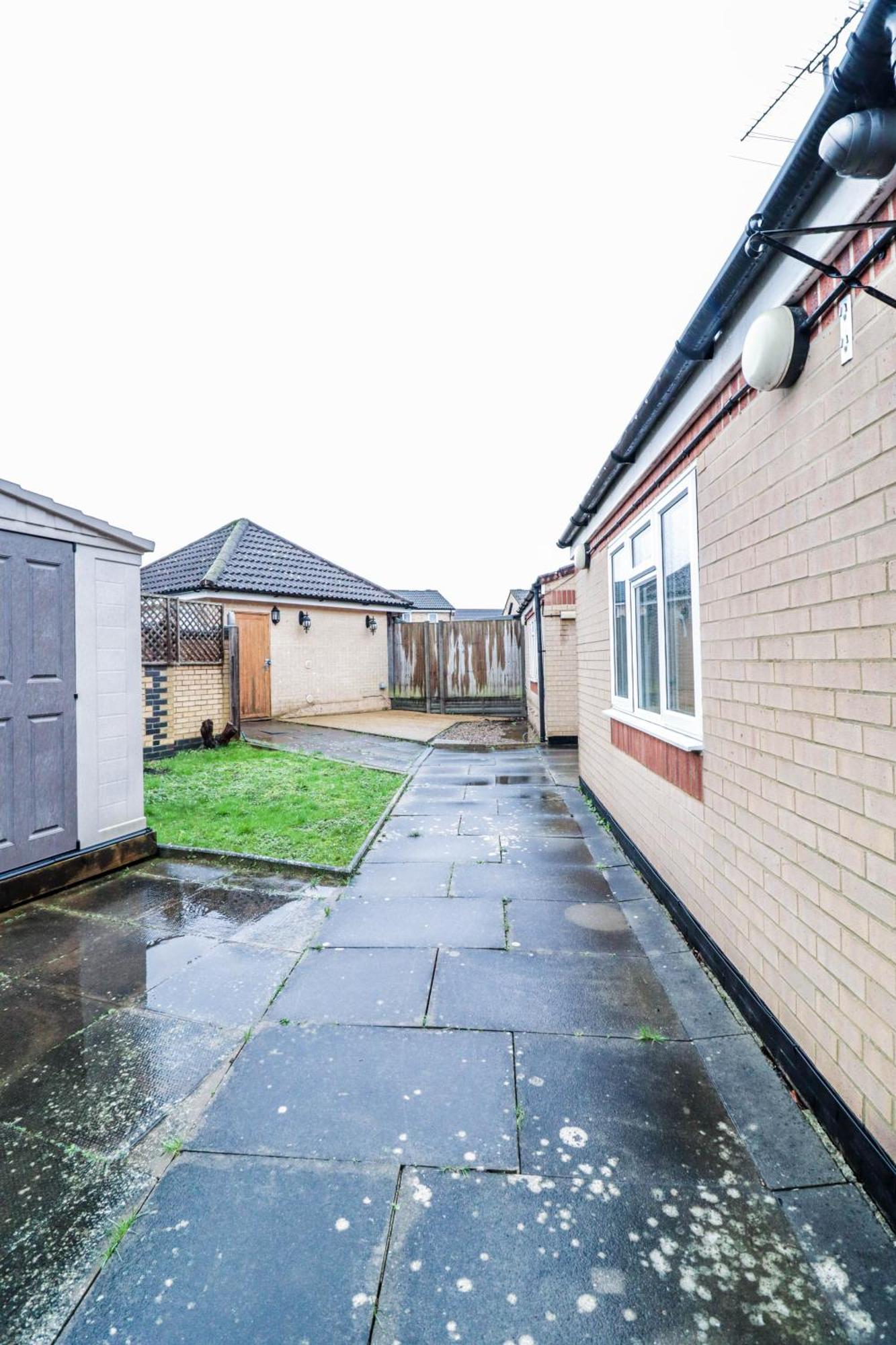 Bright And Spacious Contractor House L Parking! Borehamwood Extérieur photo